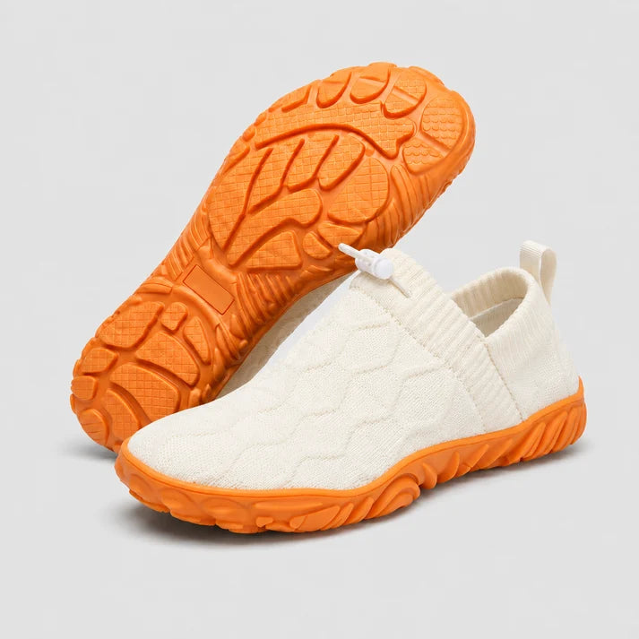 Wide-Toe Walking Shoes