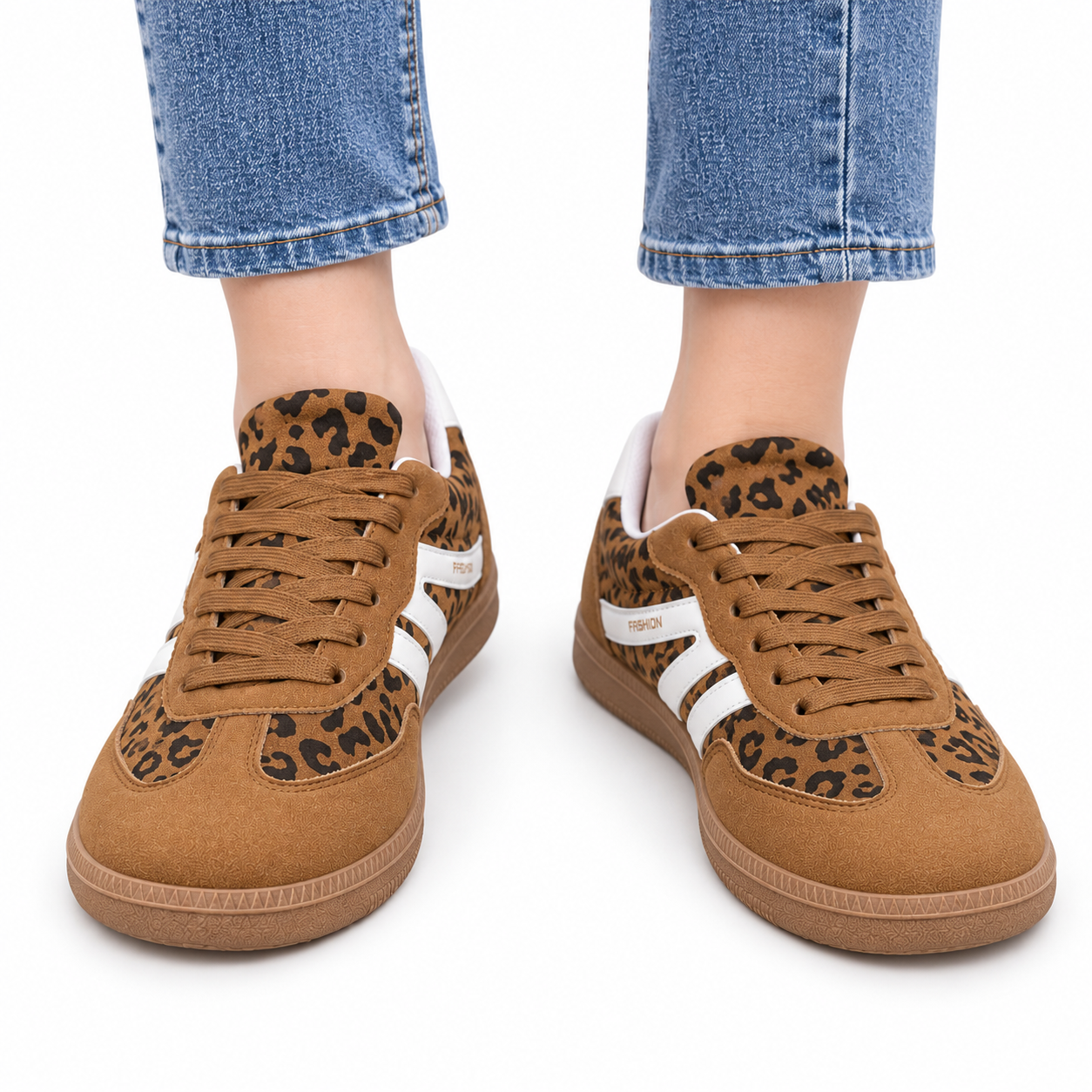 Retro Contrast Stripe Sneakers