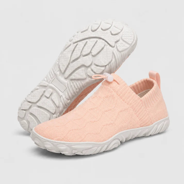 Wide-Toe Walking Shoes