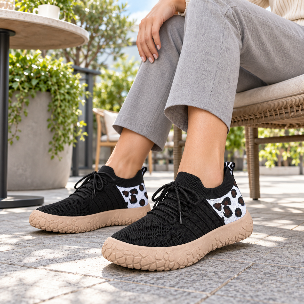 Lightweight Casual Walking Shoes