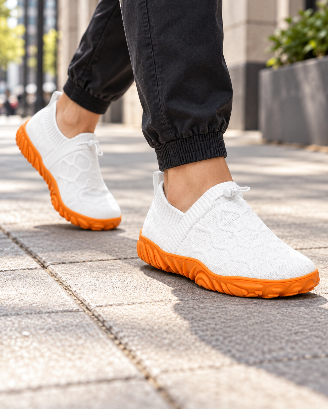 Wide-Toe Walking Shoes