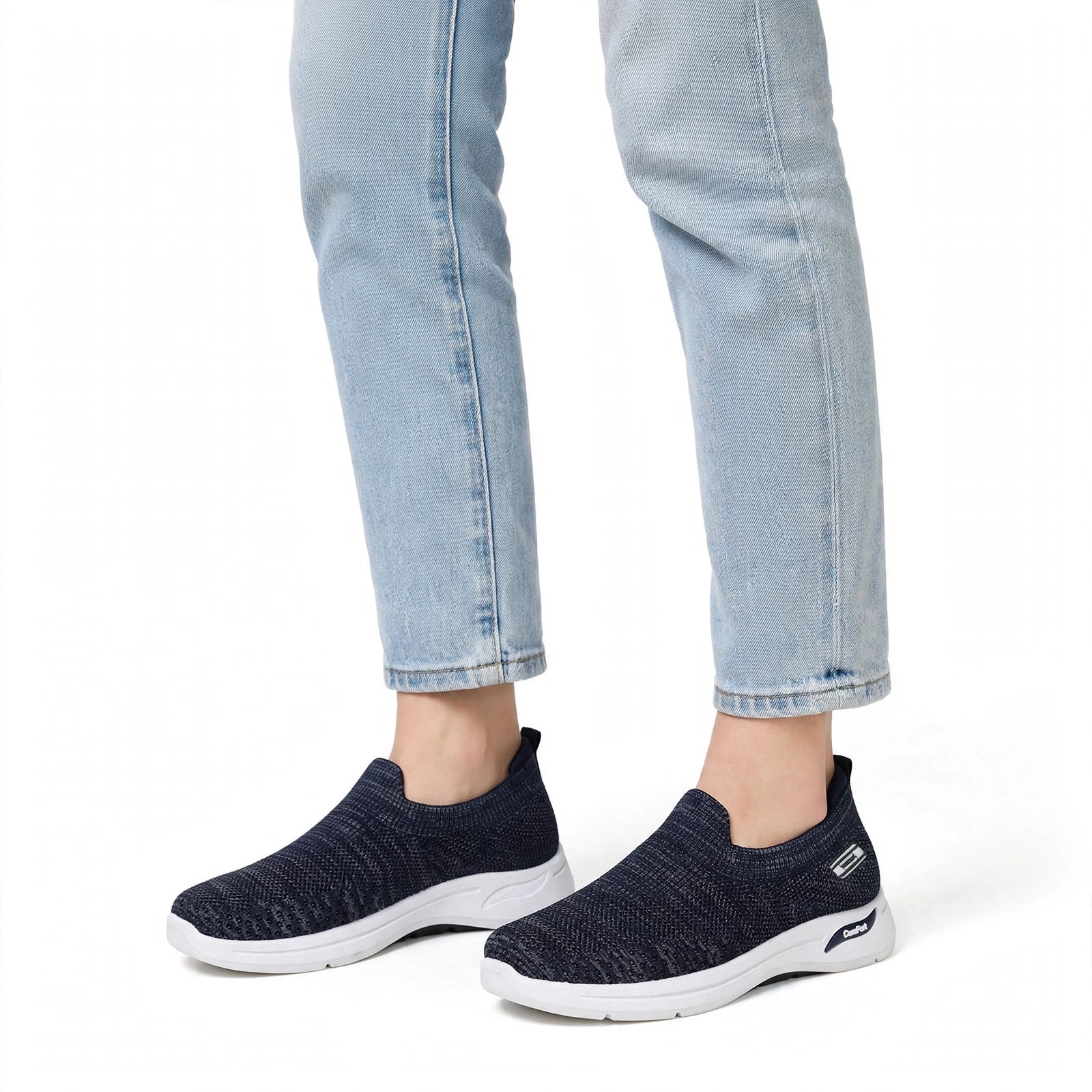 Women’s Classic Stripe Everyday Sneakers