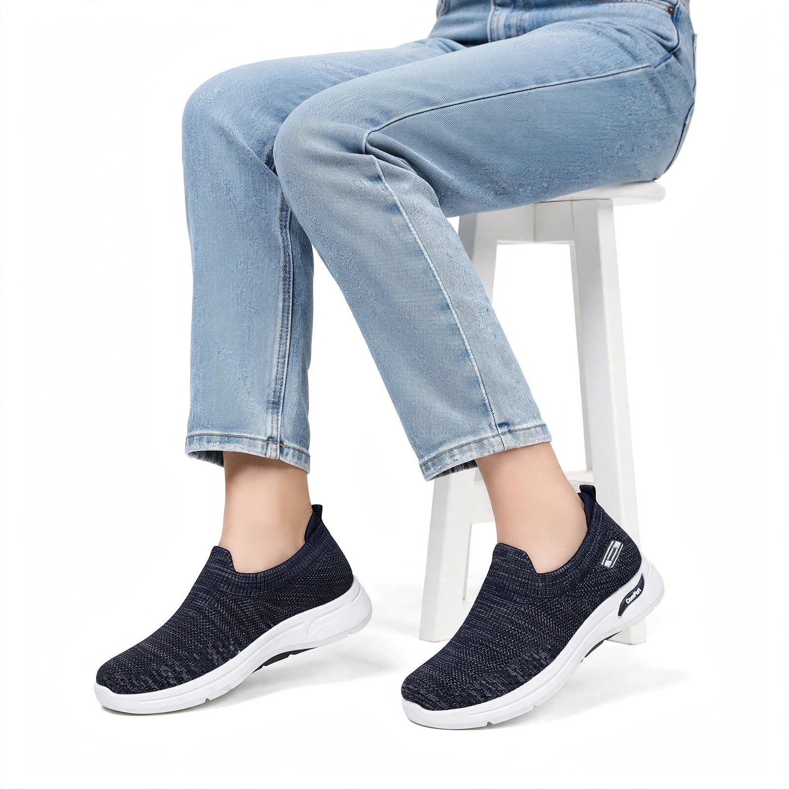 Women’s Classic Stripe Everyday Sneakers